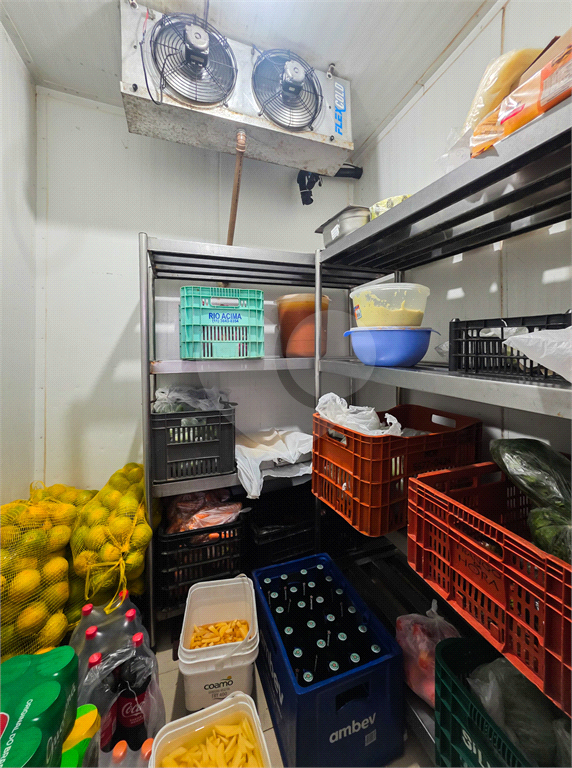 Loja / Salão Comercial / Restaurante - Santo Amaro - Vão Livre - Venda / Compra