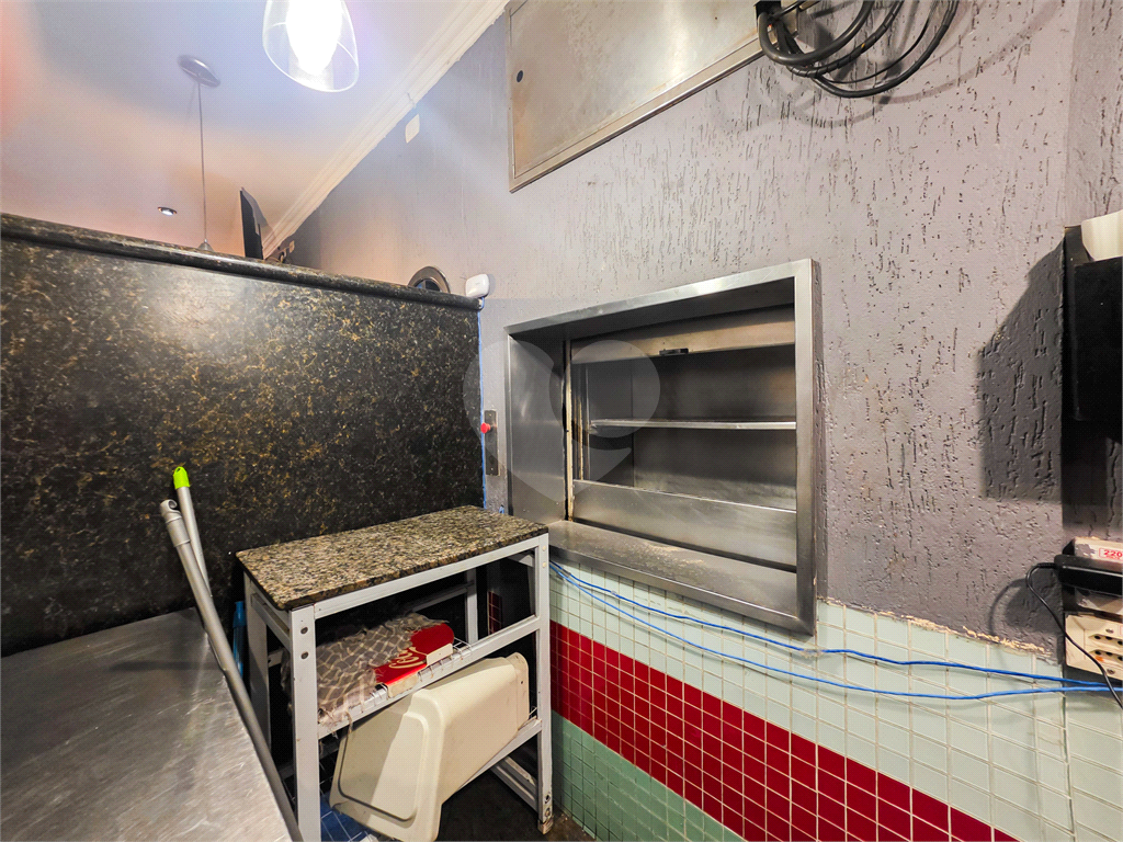 Loja / Salão Comercial / Restaurante - Santo Amaro - Vão Livre - Venda / Compra