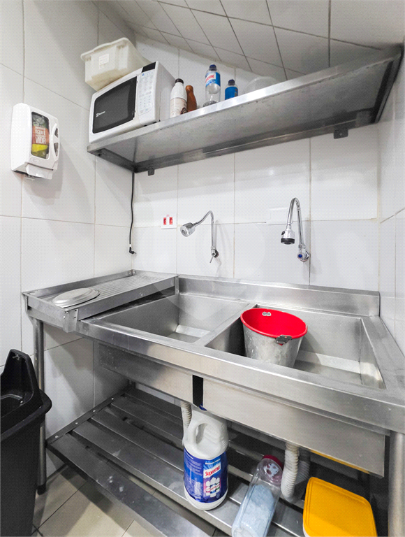 Loja / Salão Comercial / Restaurante - Santo Amaro - Vão Livre - Venda / Compra