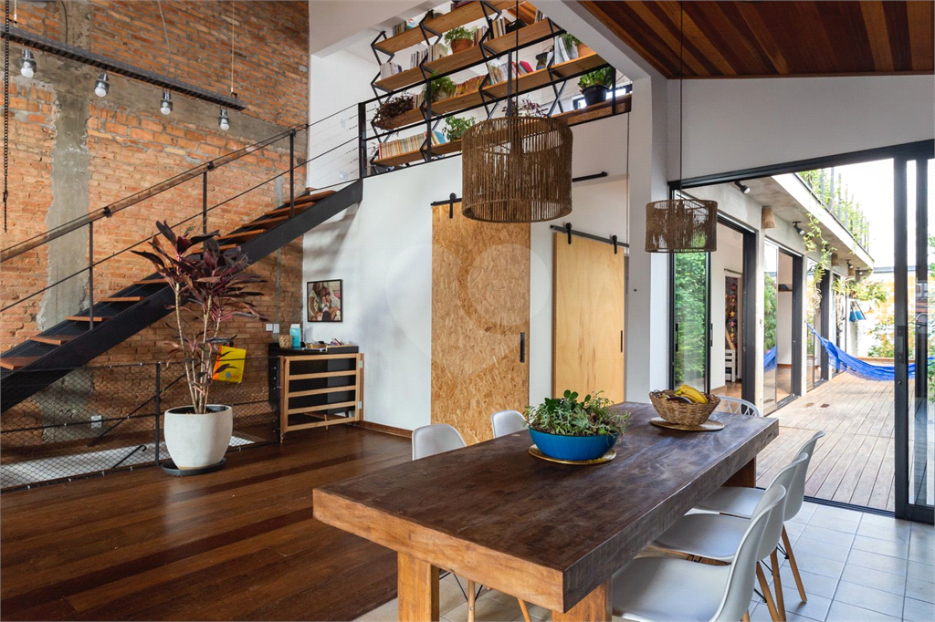 Casa, 3 quartos, 234 m² - Foto 14