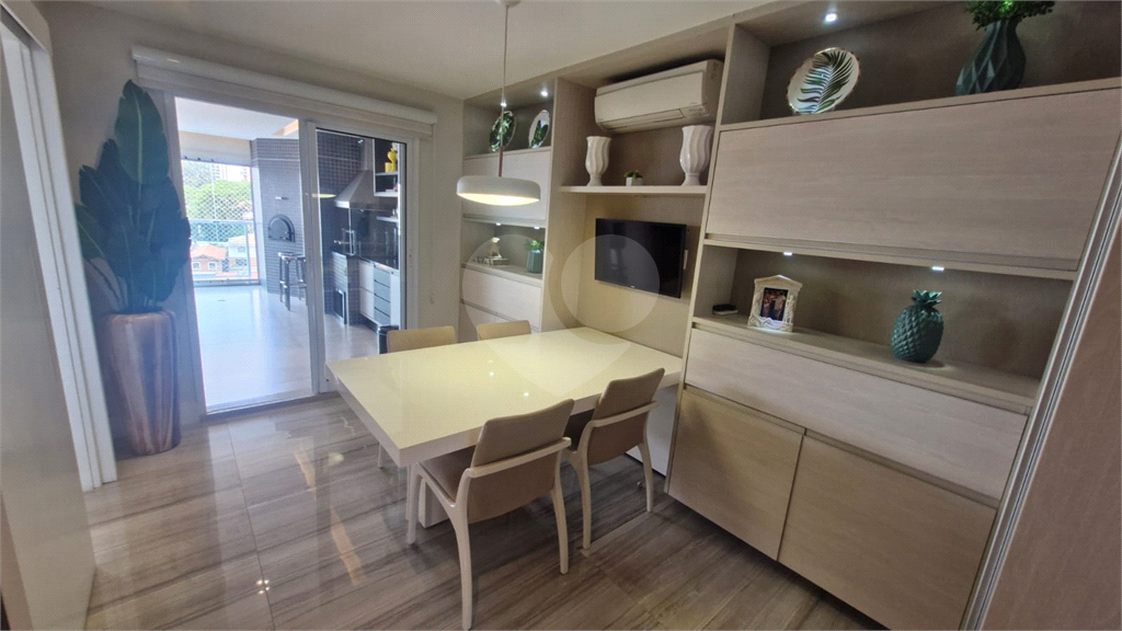 Apartamento de Alto Padrão à Venda | 221m² | 3dorm(3suites) | 4 Vagas | Santana