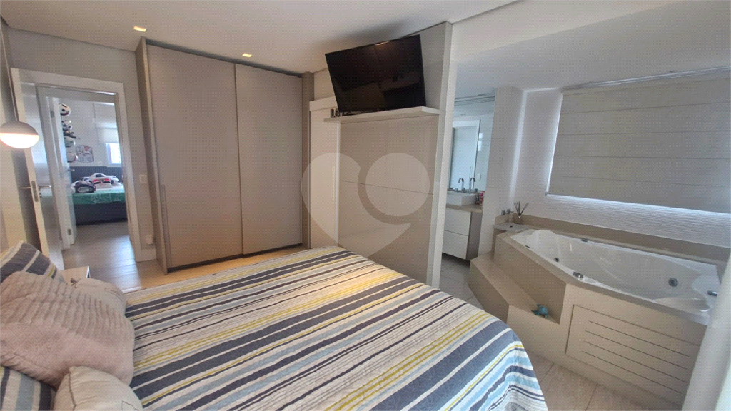 Apartamento de Alto Padrão à Venda | 221m² | 3dorm(3suites) | 4 Vagas | Santana