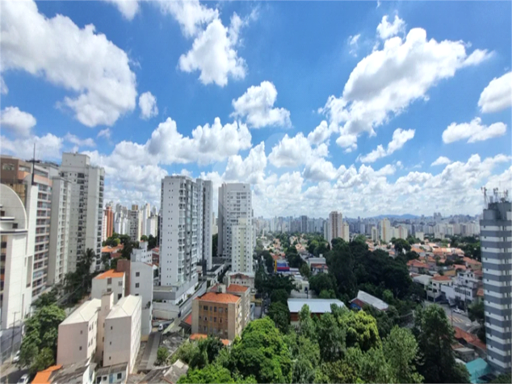 APTO 1 QUARTO + 1 VAGA - CAMPO BELO