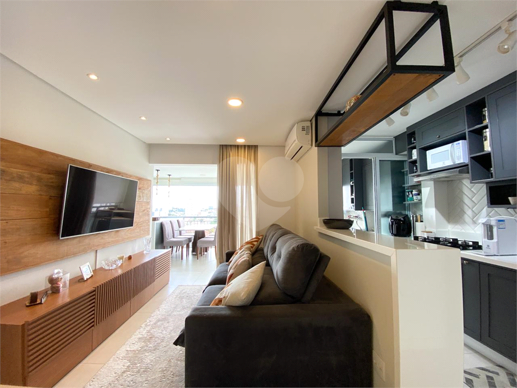 Apartamento 2 dormitórios varanda gourmet no Tucuruvi