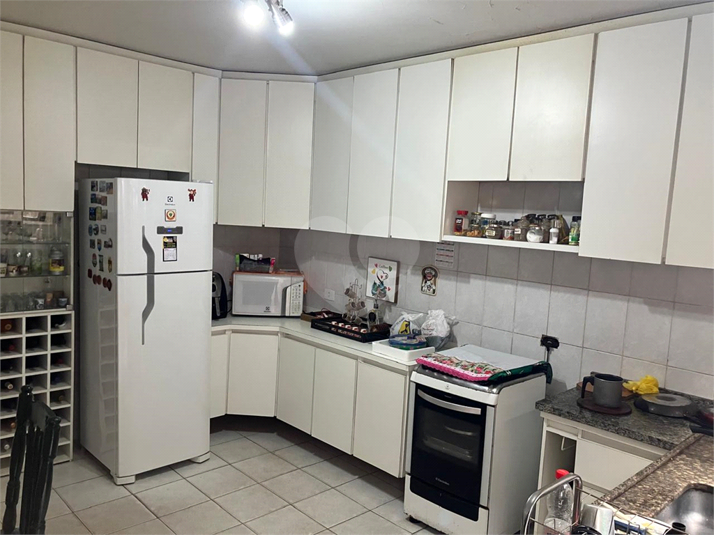 Sobrado Espaçoso 206m² no Parque Continental I – Conforto e Localização Estratégica
