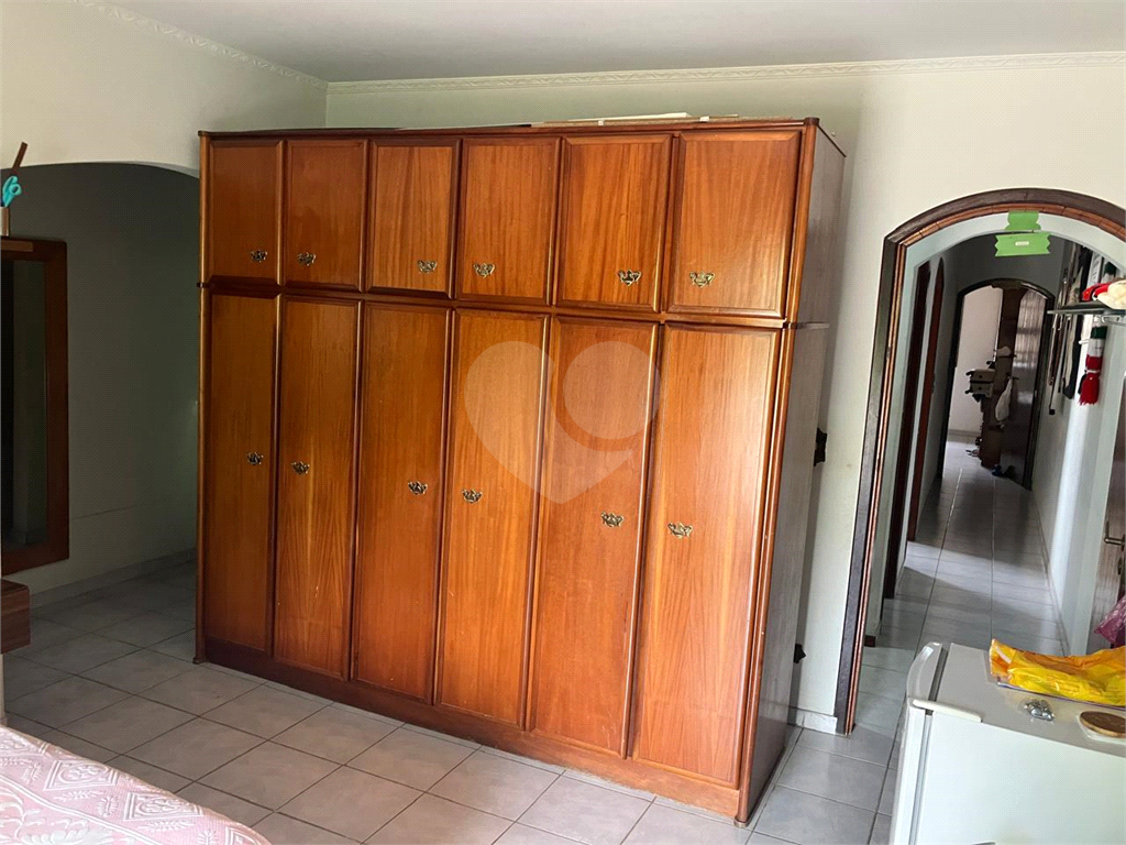 Sobrado Espaçoso 206m² no Parque Continental I – Conforto e Localização Estratégica
