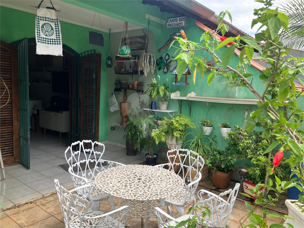 Sobrado Espaçoso 206m² no Parque Continental I – Conforto e Localização Estratégica
