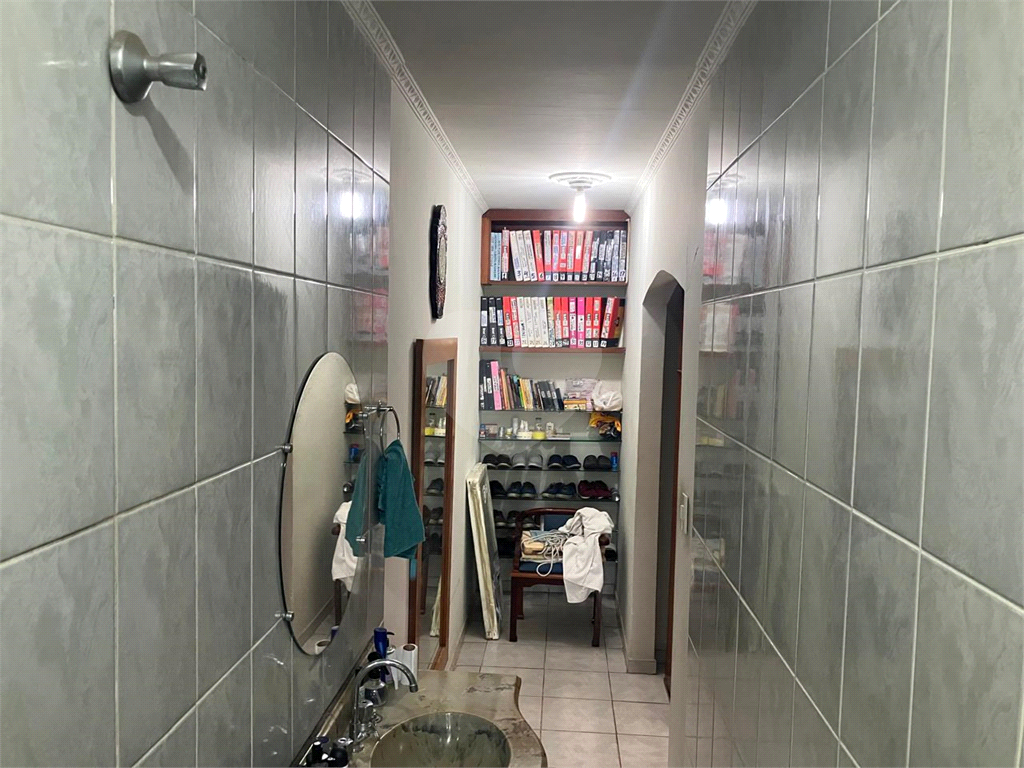 Sobrado Espaçoso 206m² no Parque Continental I – Conforto e Localização Estratégica
