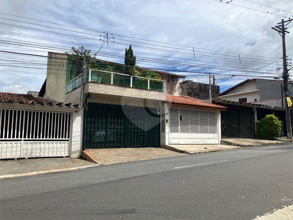 Sobrado Espaçoso 206m² no Parque Continental I – Conforto e Localização Estratégica
