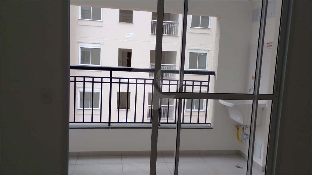 Apartamento, 1 quarto, 33 m² - Foto 2