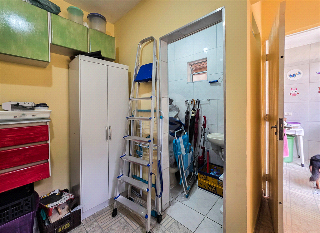 Casa - Vila Alpina - 3 Quartos (1 Suíte) - Quintal - 2 Vagas - Venda / Compra