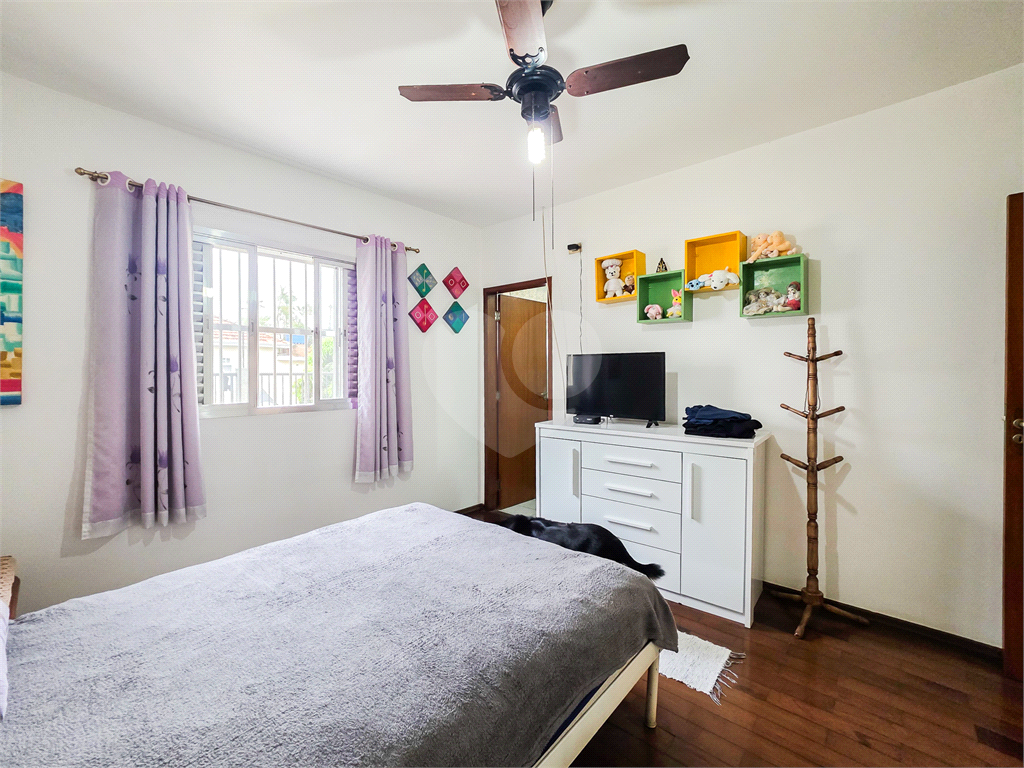 Casa - Vila Alpina - 3 Quartos (1 Suíte) - Quintal - 2 Vagas - Venda / Compra