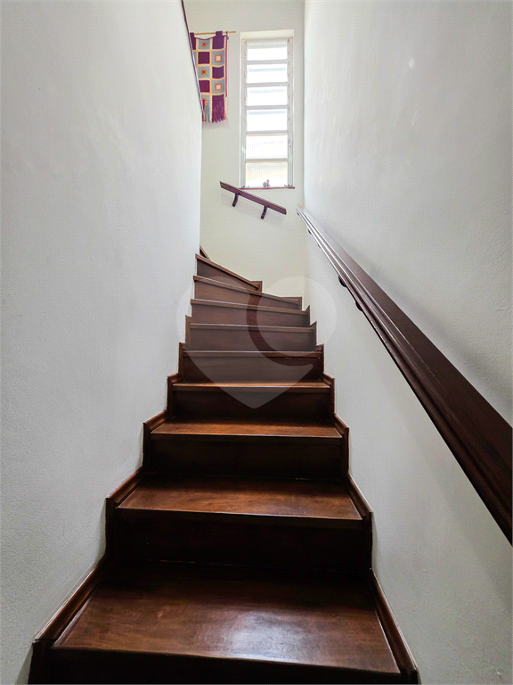 Casa - Vila Alpina - 3 Quartos (1 Suíte) - Quintal - 2 Vagas - Venda / Compra