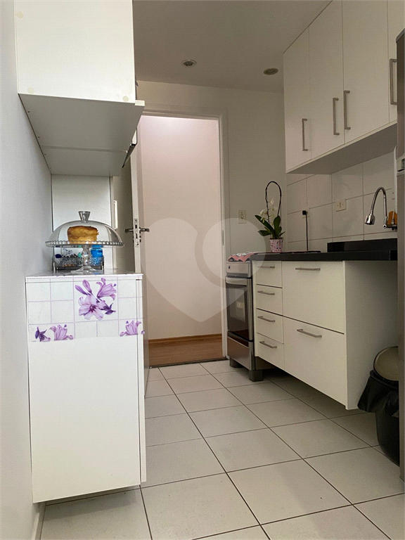 Apartamento à Venda - 2 Dormitórios - 1 Vaga de Garagem - Vila Gustavo - SP