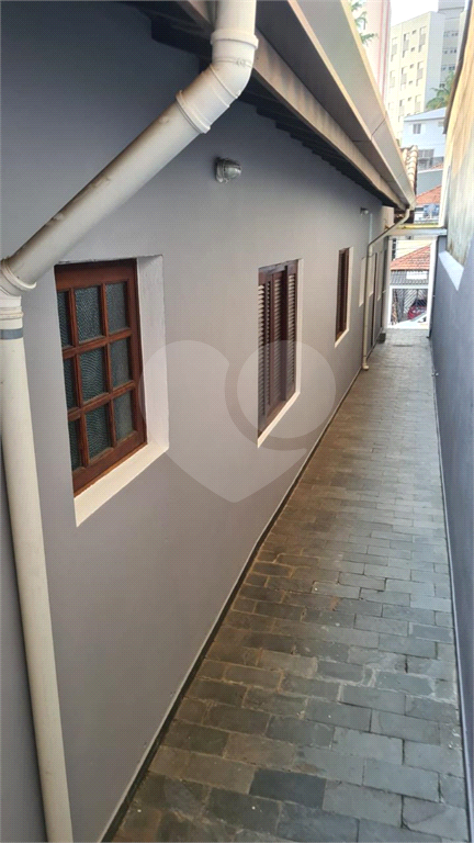 Casa com 3 quartos, 2 banheiros e duas vagas à venda no Vila Sonia a 300m do Parque Chácara do Joquey