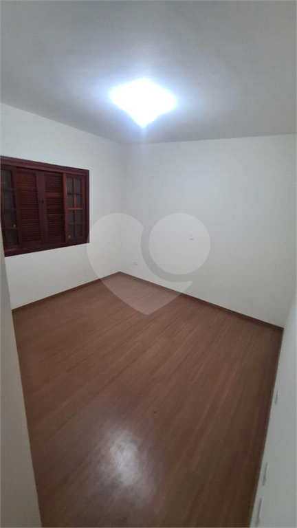 Casa com 3 quartos, 2 banheiros e duas vagas à venda no Vila Sonia a 300m do Parque Chácara do Joquey