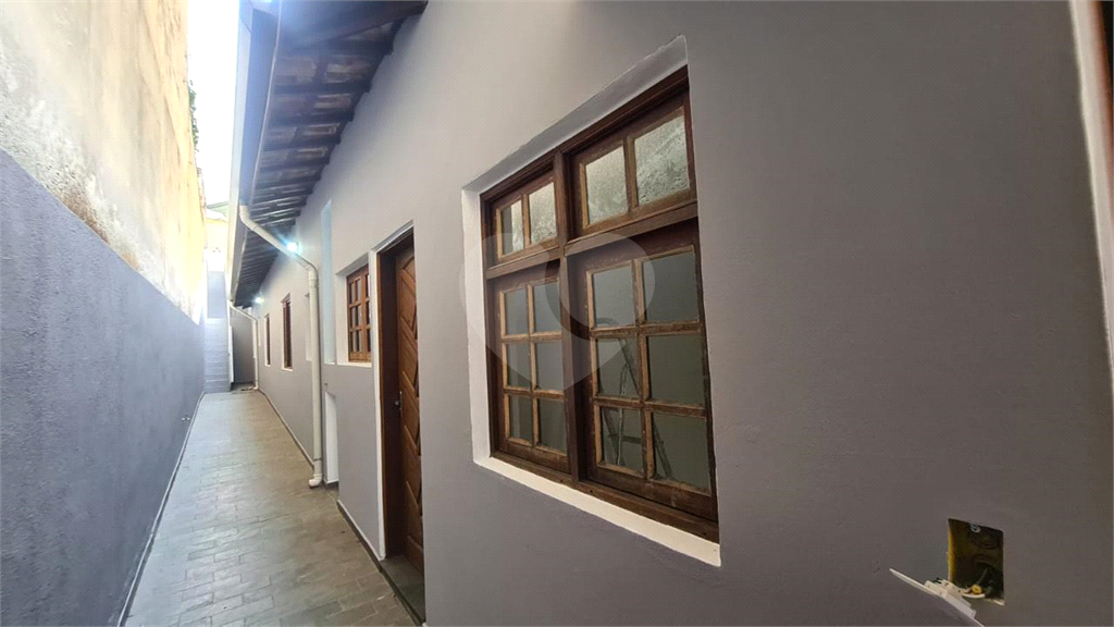 Casa com 3 quartos, 2 banheiros e duas vagas à venda no Vila Sonia a 300m do Parque Chácara do Joquey