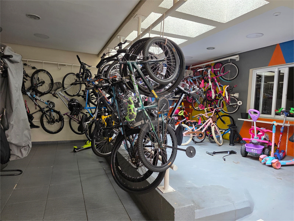 APARTAMENTO em CASA VERDE