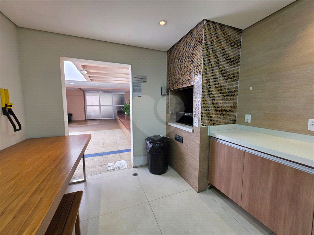 APARTAMENTO em CASA VERDE