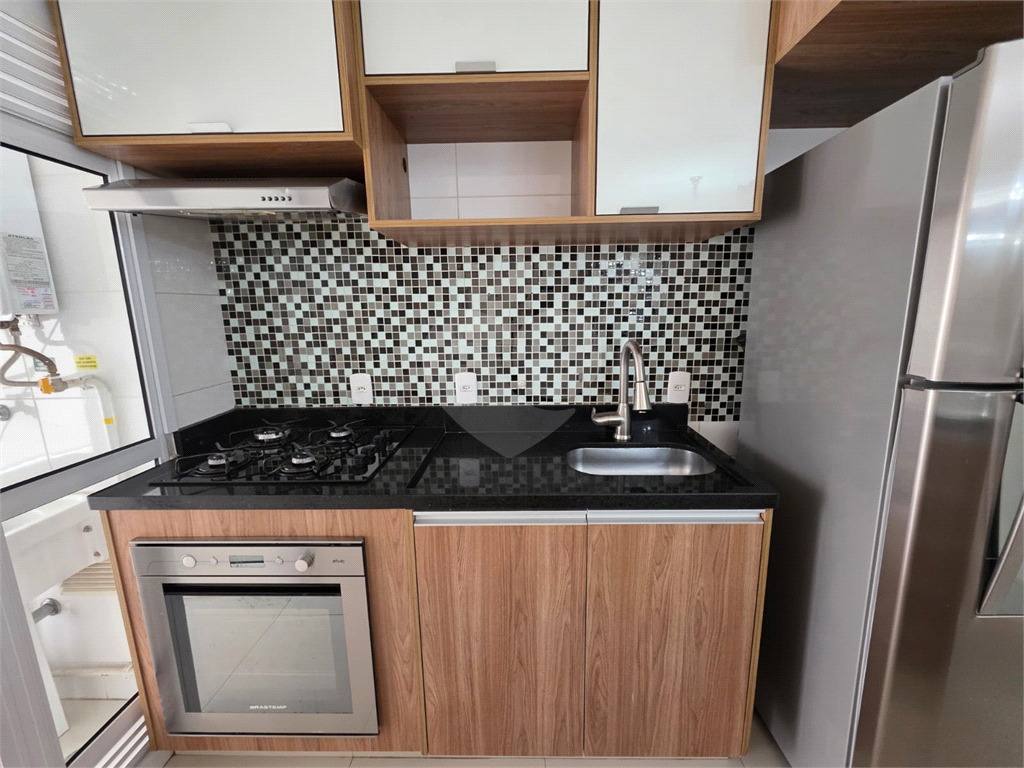 APARTAMENTO em CASA VERDE