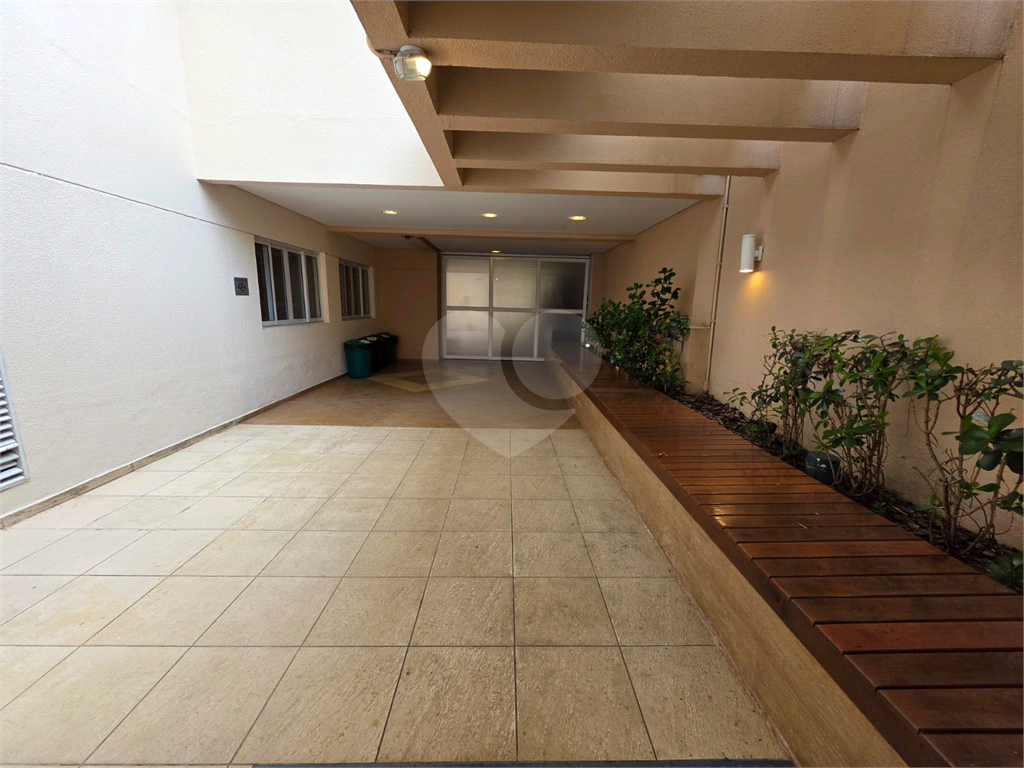 APARTAMENTO em CASA VERDE