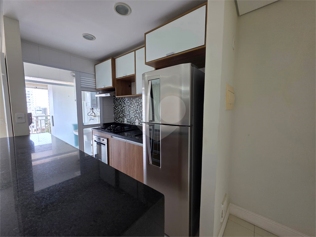 APARTAMENTO em CASA VERDE