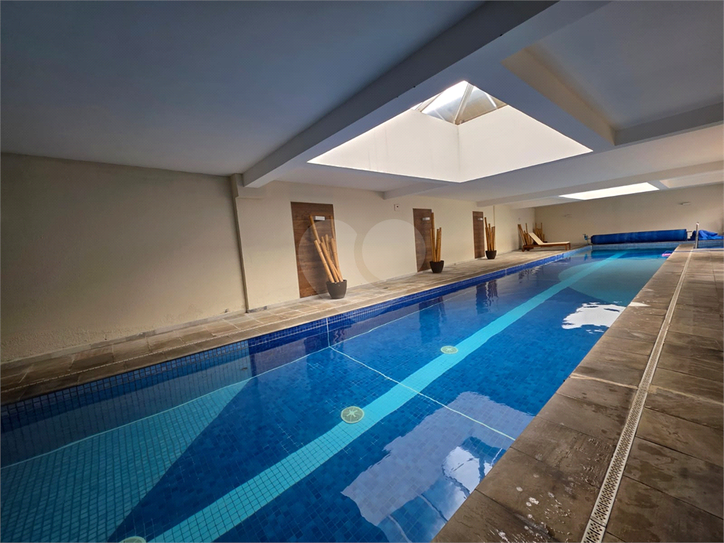 APARTAMENTO em CASA VERDE