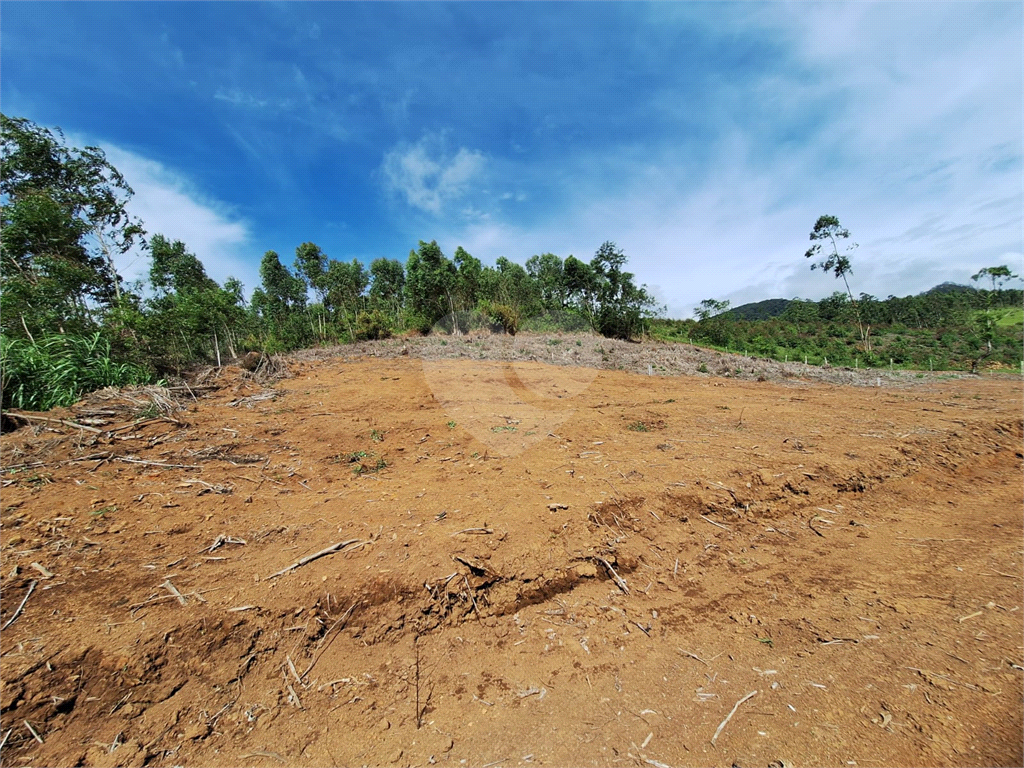 Lotes com 800m2 cada á venda em Joanópolis