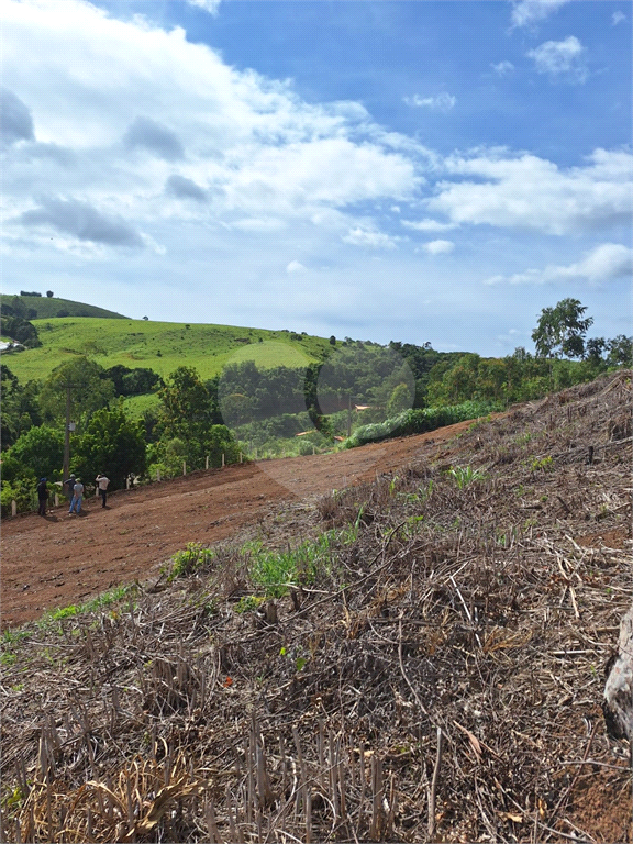 Lotes com 800m2 cada á venda em Joanópolis