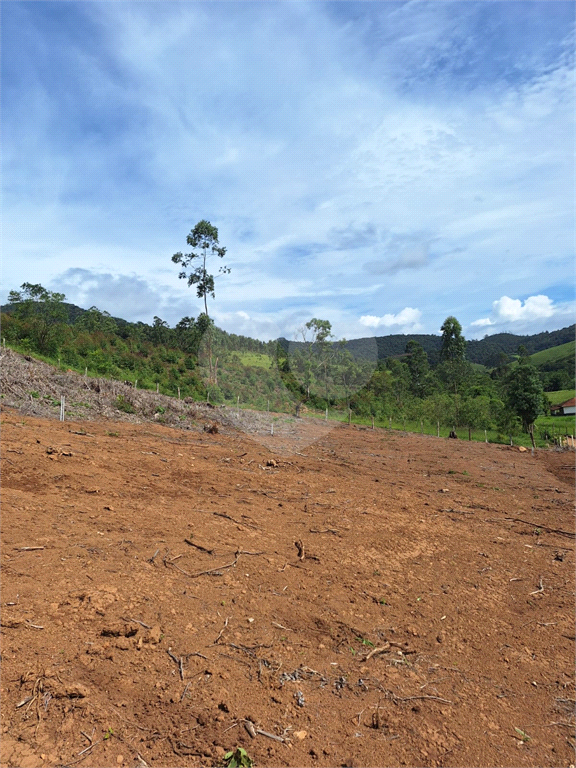 Lotes com 800m2 cada á venda em Joanópolis