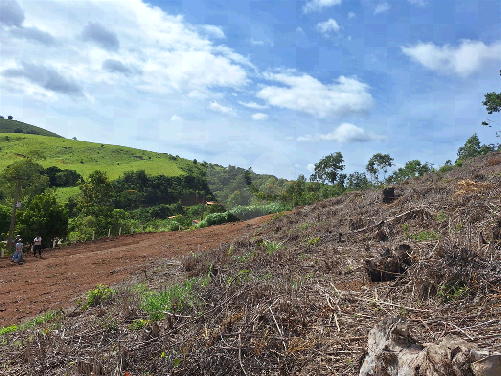 Lotes com 800m2 cada á venda em Joanópolis