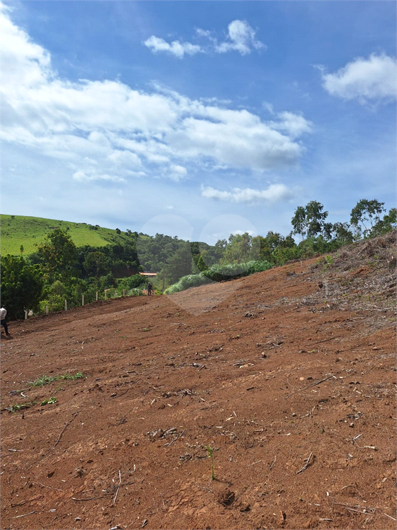 Lotes com 800m2 cada á venda em Joanópolis