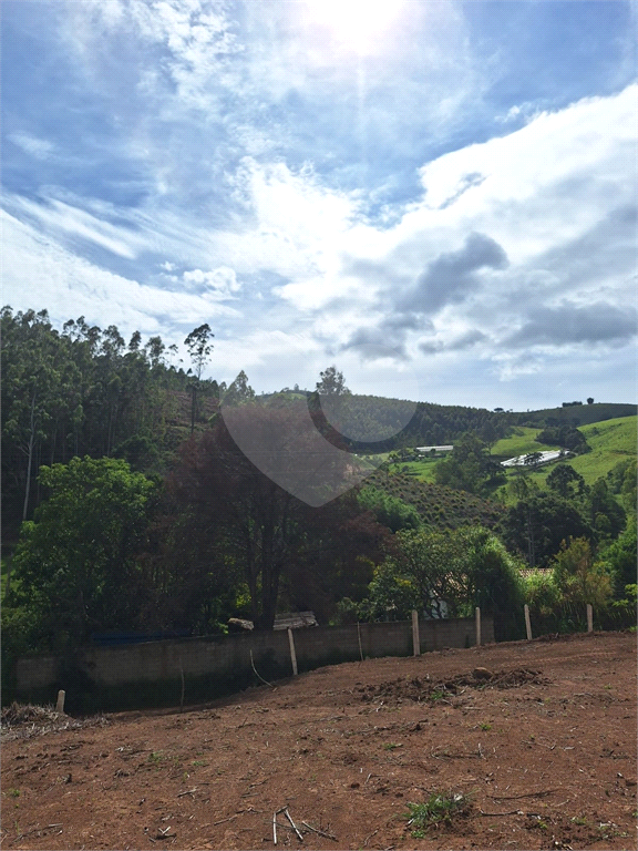 Lotes com 800m2 cada á venda em Joanópolis