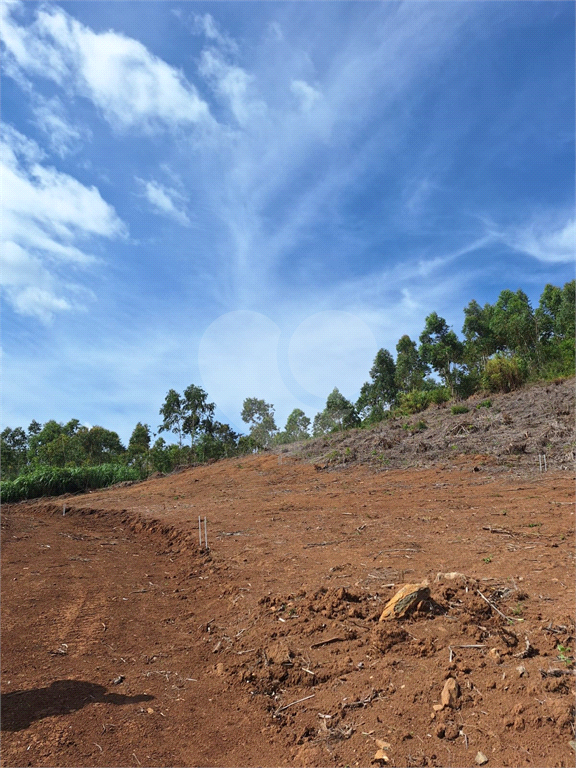 Lotes com 800m2 cada á venda em Joanópolis