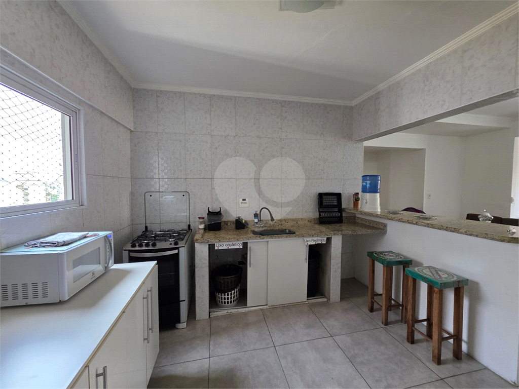 APARTAMENTO em SANTANA