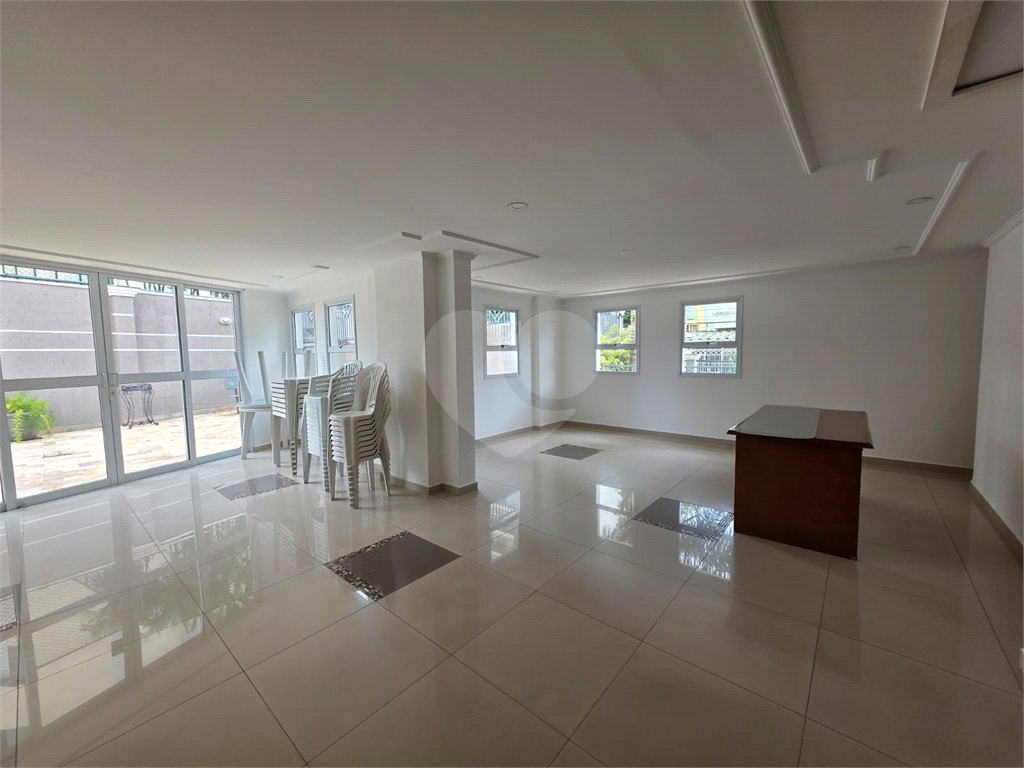 APARTAMENTO em SANTANA