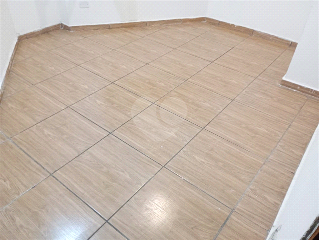 Casa - Vila Brasilândia - 3 Quartos - 1 Vaga - Venda / Compra