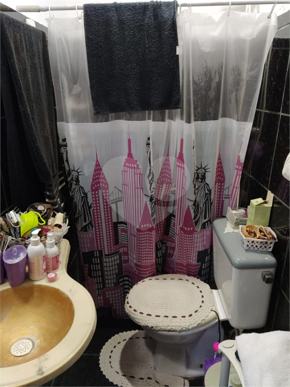 Casa - Vila Brasilândia - 3 Quartos - 1 Vaga - Venda / Compra