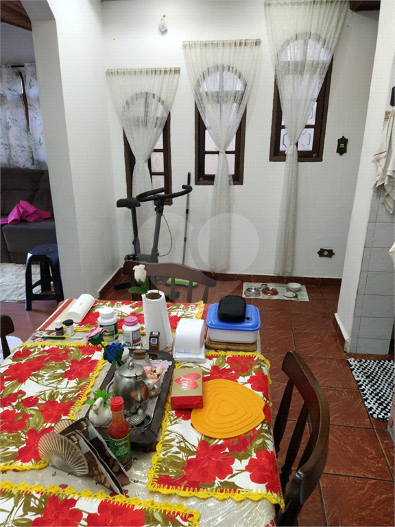 Casa - Vila Brasilândia - 3 Quartos - 1 Vaga - Venda / Compra