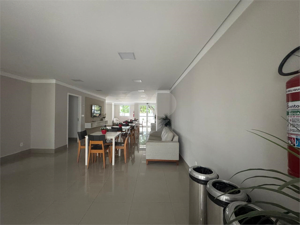 APARTAMENTO em CASA VERDE