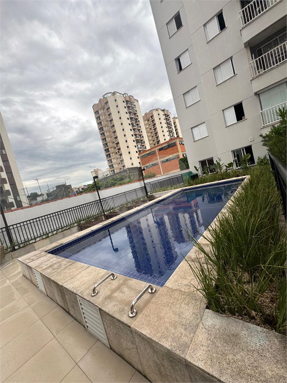 APARTAMENTO em CASA VERDE