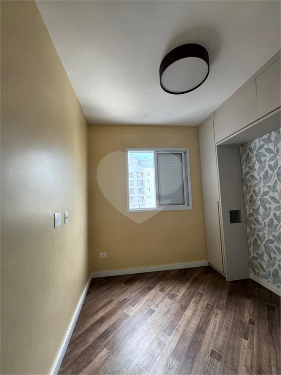 APARTAMENTO em CASA VERDE