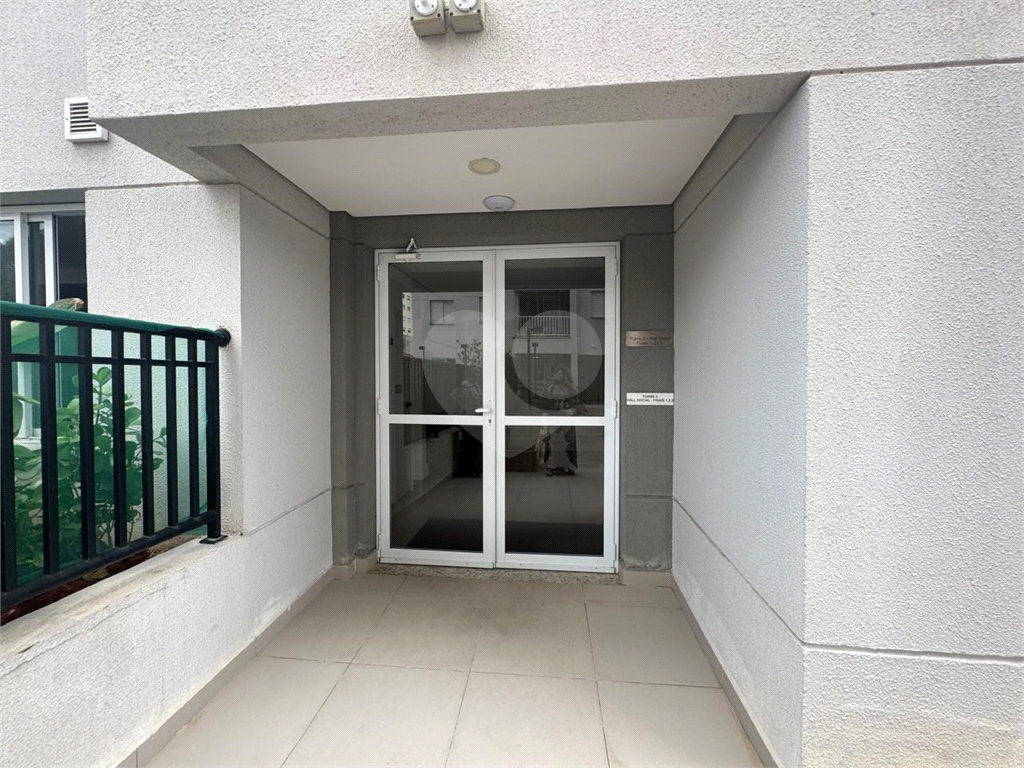 APARTAMENTO em CASA VERDE