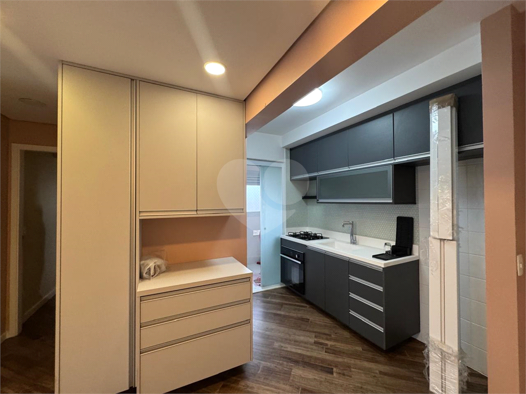 APARTAMENTO em CASA VERDE