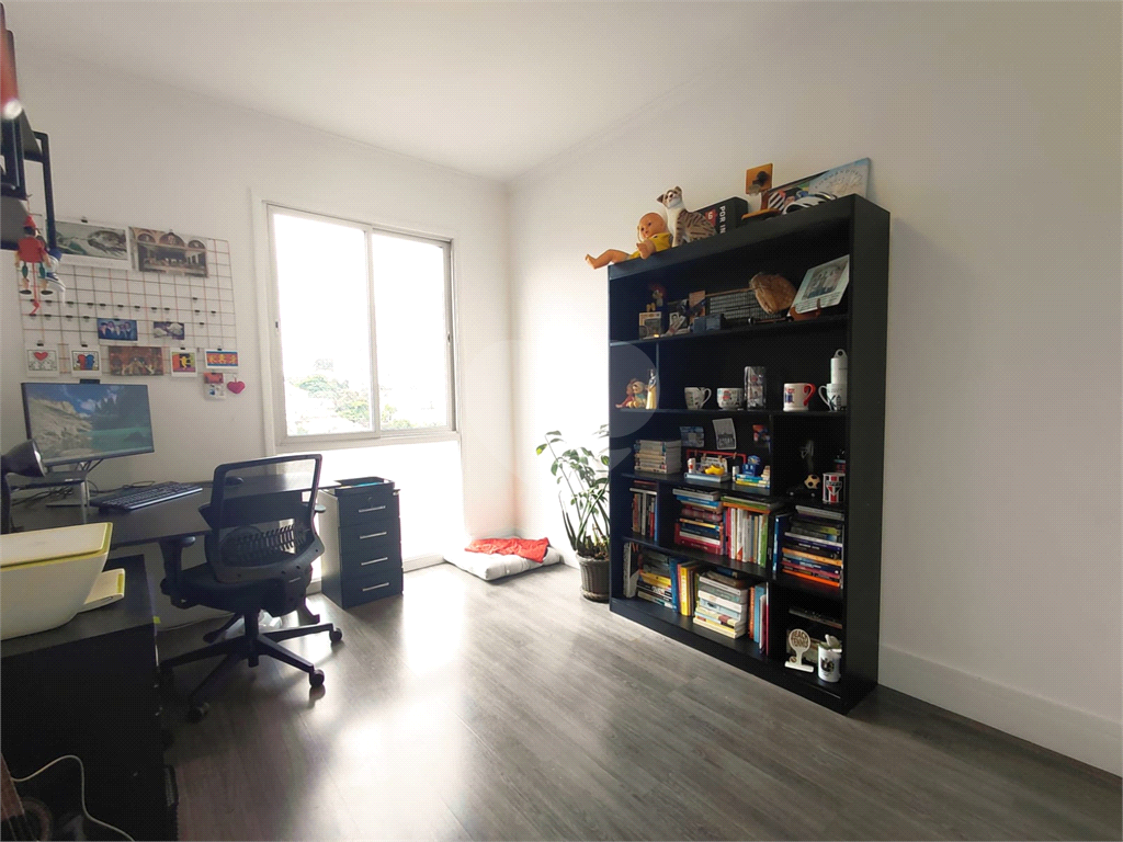 Imóvel de 112m² sala de estar de 2 ambientes, 3 quartos 1 vaga de garagem Perdizes.