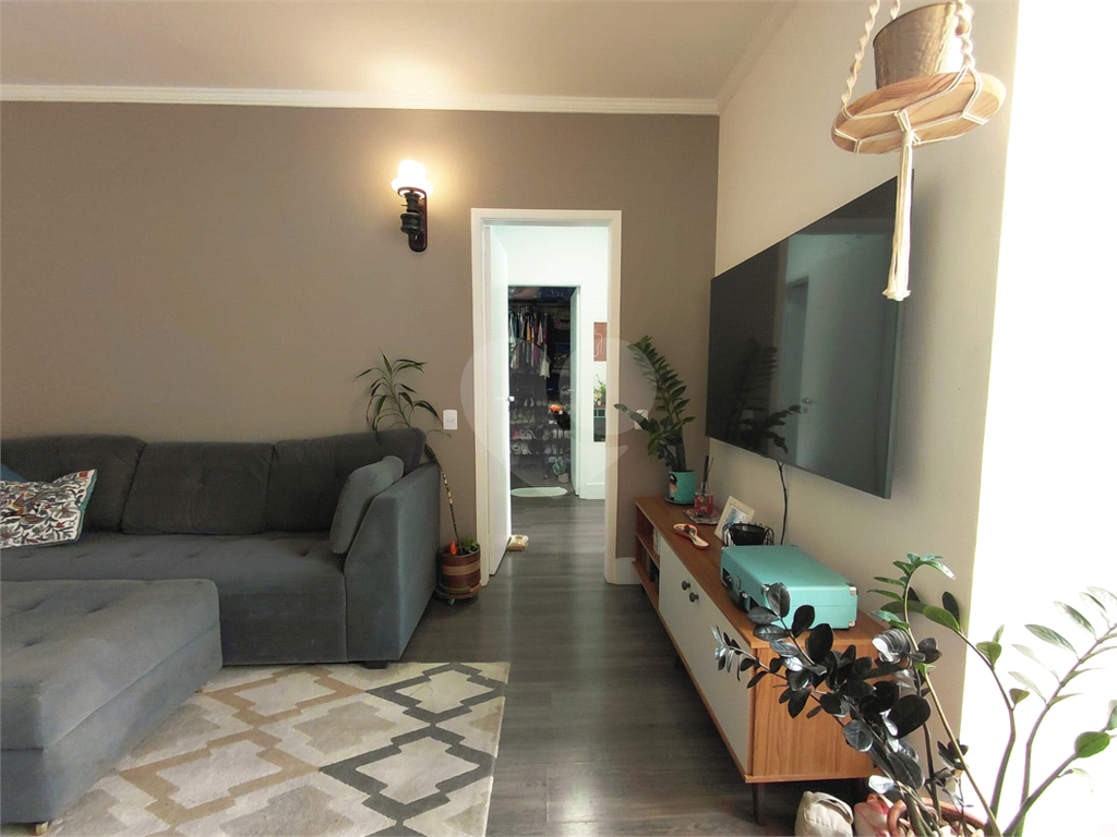 Imóvel de 112m² sala de estar de 2 ambientes, 3 quartos 1 vaga de garagem Perdizes.