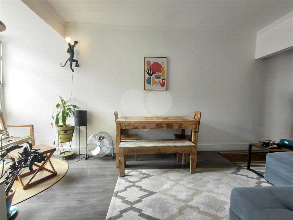 Imóvel de 112m² sala de estar de 2 ambientes, 3 quartos 1 vaga de garagem Perdizes.