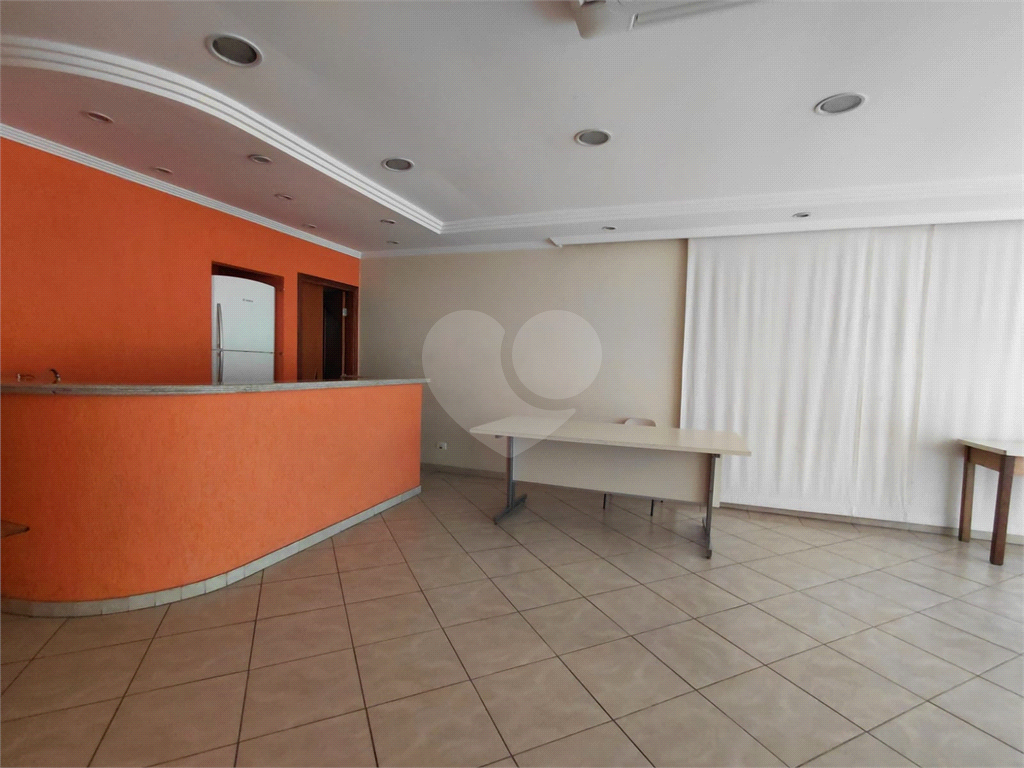 Imóvel de 112m² sala de estar de 2 ambientes, 3 quartos 1 vaga de garagem Perdizes.