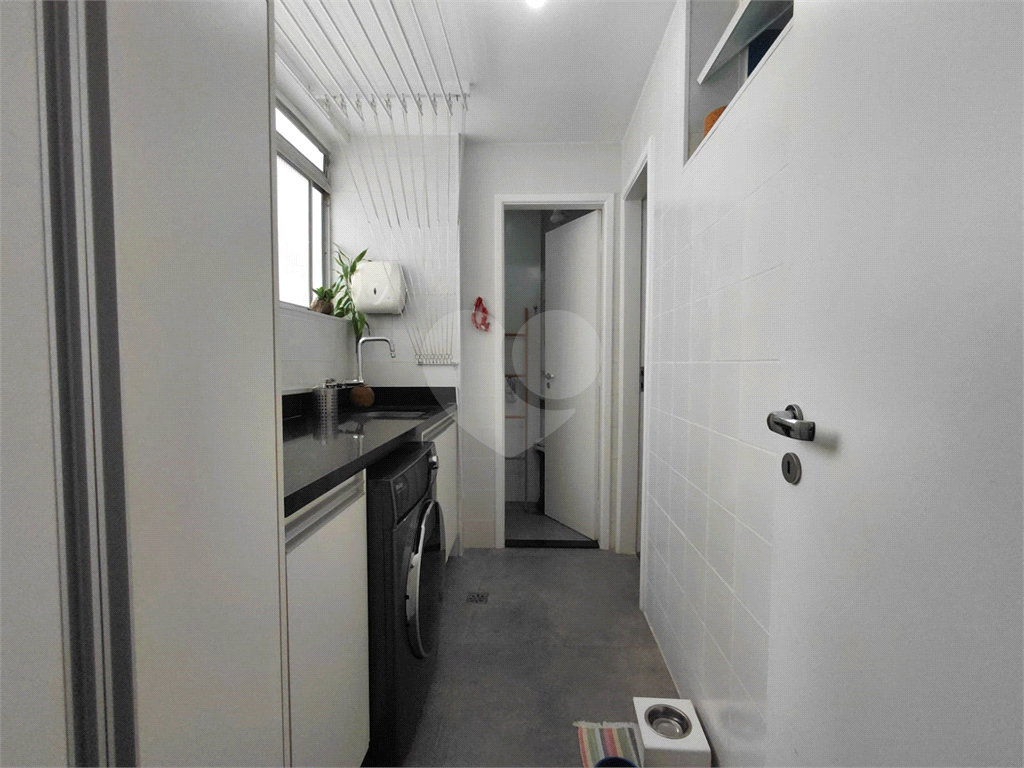 Imóvel de 112m² sala de estar de 2 ambientes, 3 quartos 1 vaga de garagem Perdizes.