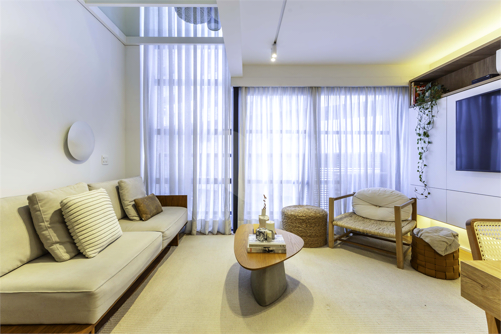 Apartamento dúplex com 45 m²para Venda , 1 suíte, 1 vaga no Itaim-São Paulo-SP